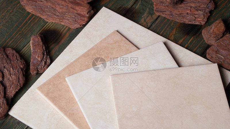旧房翻新卫生间瓷砖价格：如何根据需求合理选择